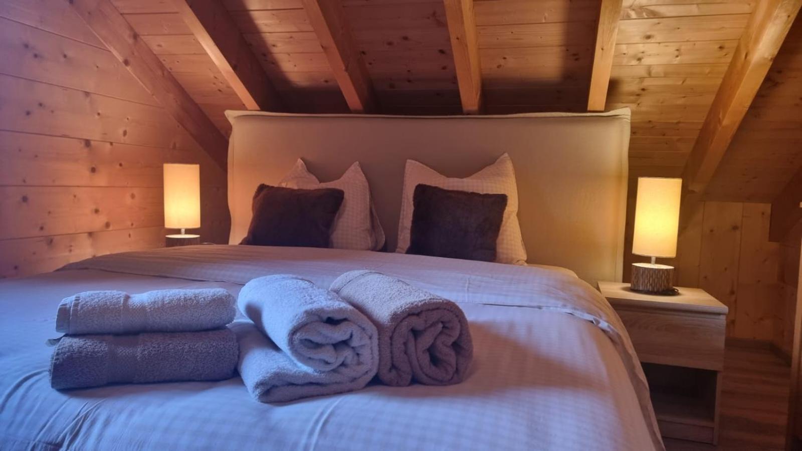 Le Chalet Du Pere Michel, Jacuzzi, Sauna, Jardin La Bresse Esterno foto