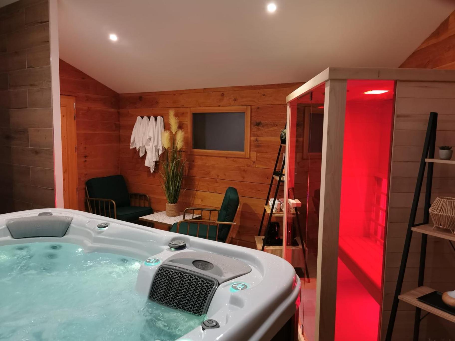 Le Chalet Du Pere Michel, Jacuzzi, Sauna, Jardin La Bresse Esterno foto